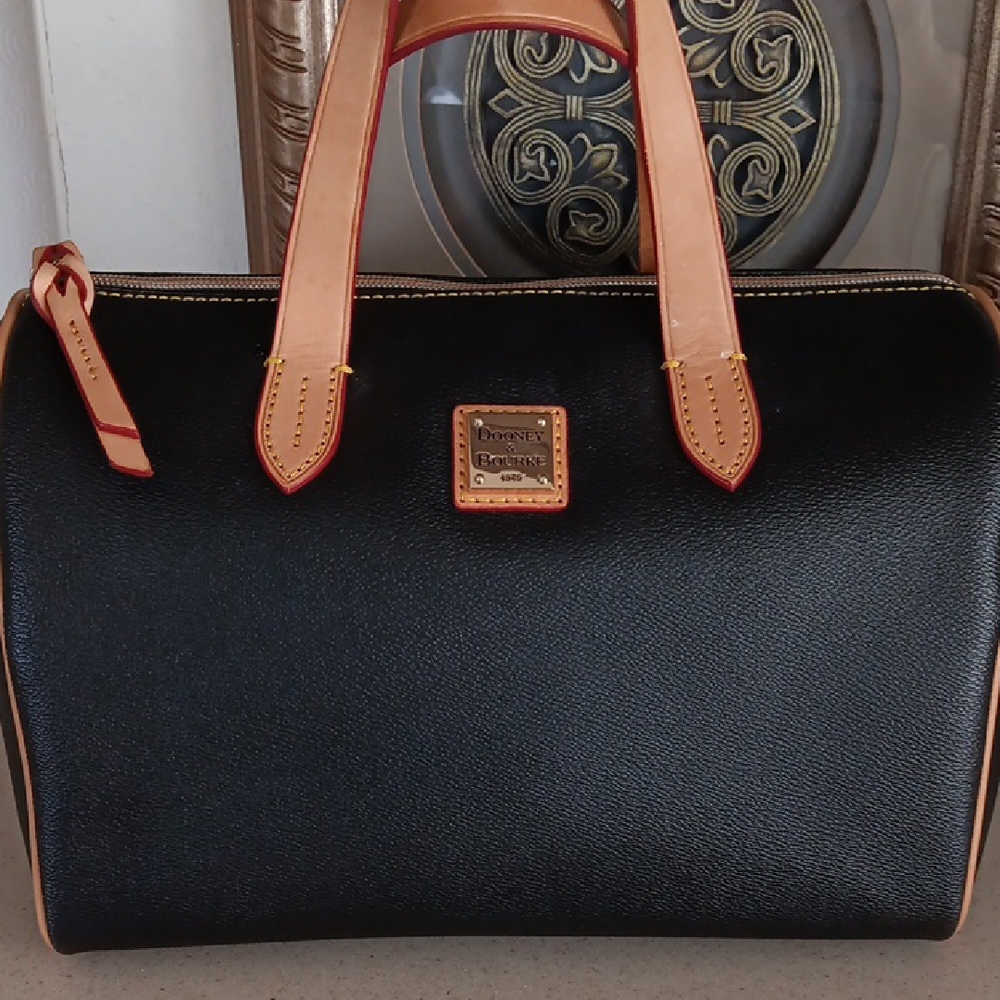 DOONEY&BOURKE BAG